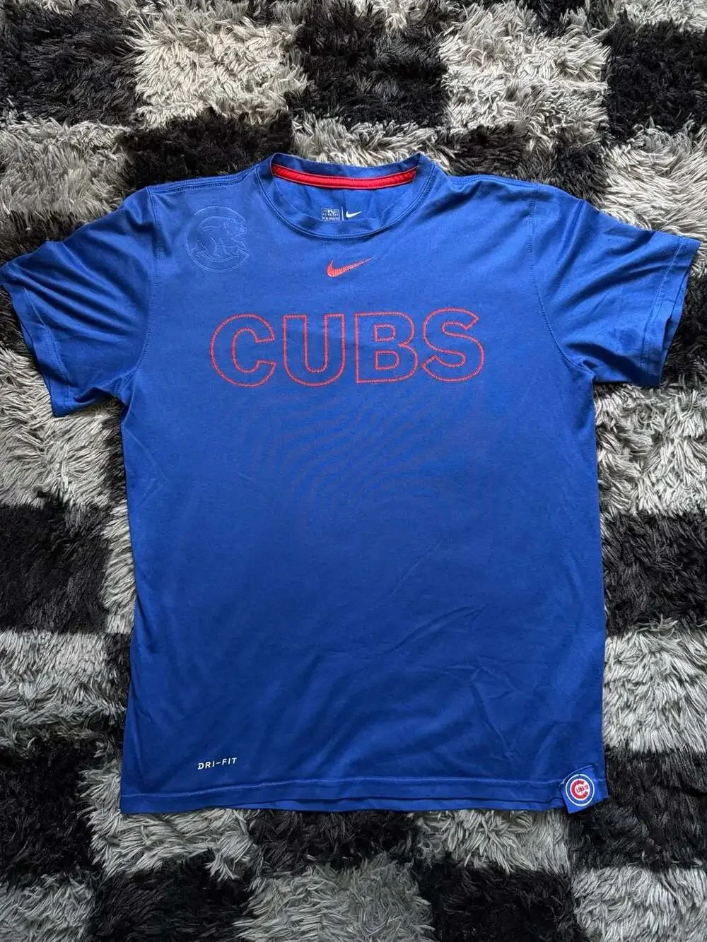 Nike Chicago Cubs Dri-Fit Athletic Cut Short Sleeve T-Shirt